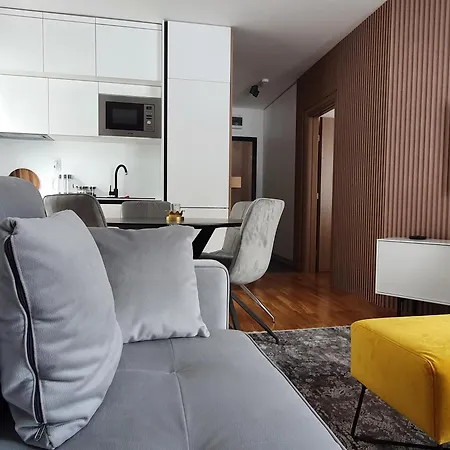 Centrala 4 ヤホリナ